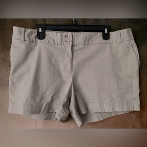 Khaki Low-Rise Short Pants ALTERED in size. 2 buttons 2” waistband.